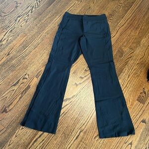Athleta stellar flare trouser, size 4P, like new condition.